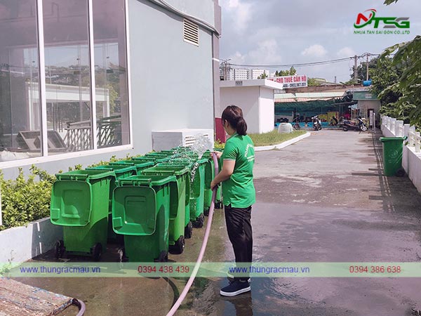 Cách vệ sinh thùng rác nhựa 120 lít