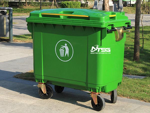 Thùng rác nhựa 660 lít tại khu dân cư