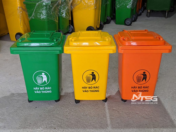Thùng rác nhựa sử dụng tại khu dân cư